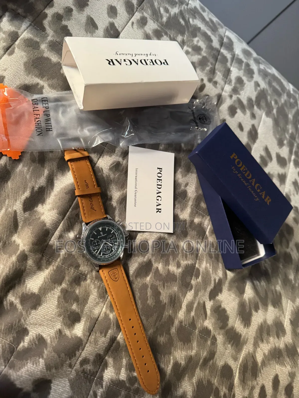 Poedagar Luxurious Lether Band Watch for Men [Preorder]