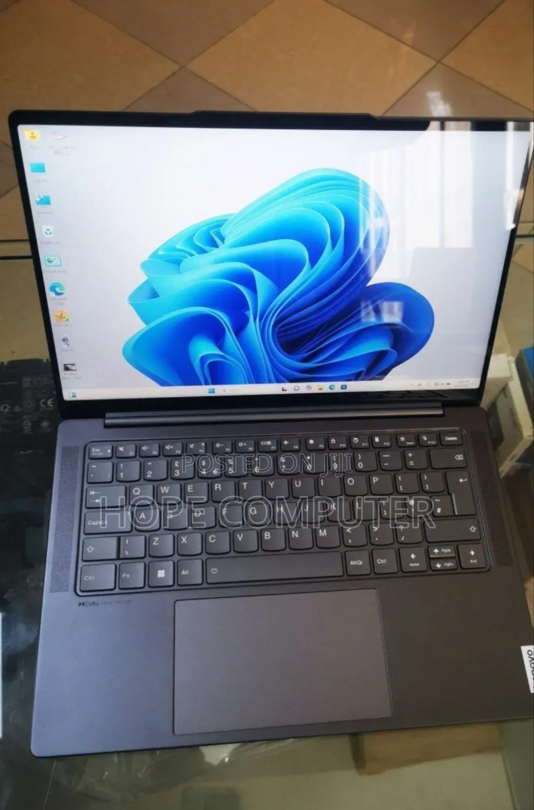 New Laptop Lenovo Yoga 7i 32GB Intel Core I7 SSD 1T