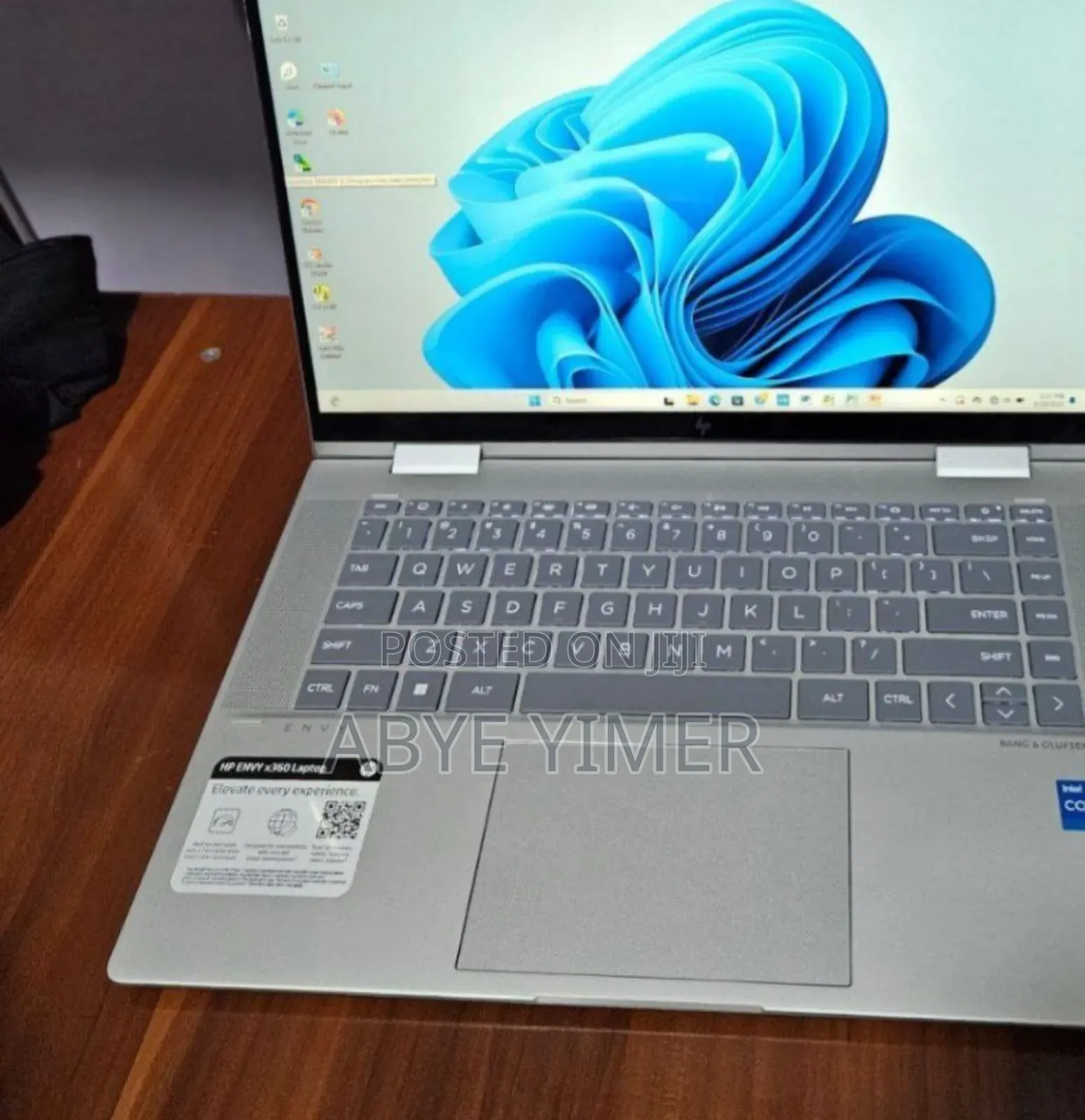 New Laptop HP Envy X360 8GB Intel Core I5 SSD 512GB