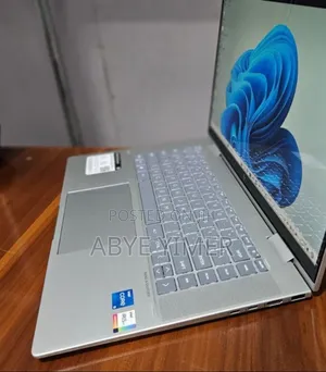 New Laptop HP Envy X360 8GB Intel Core I5 SSD 512GB