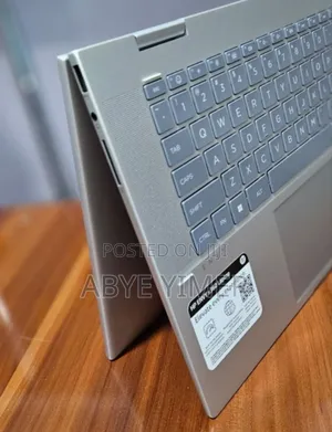 New Laptop HP Envy X360 8GB Intel Core I5 SSD 512GB