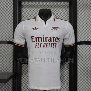 Photo - Arsenal 2025/2026 Away Kit