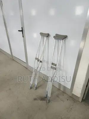 Axillary Bilateral Crutches吧鬥士crutches疊詞crutches版主crutches