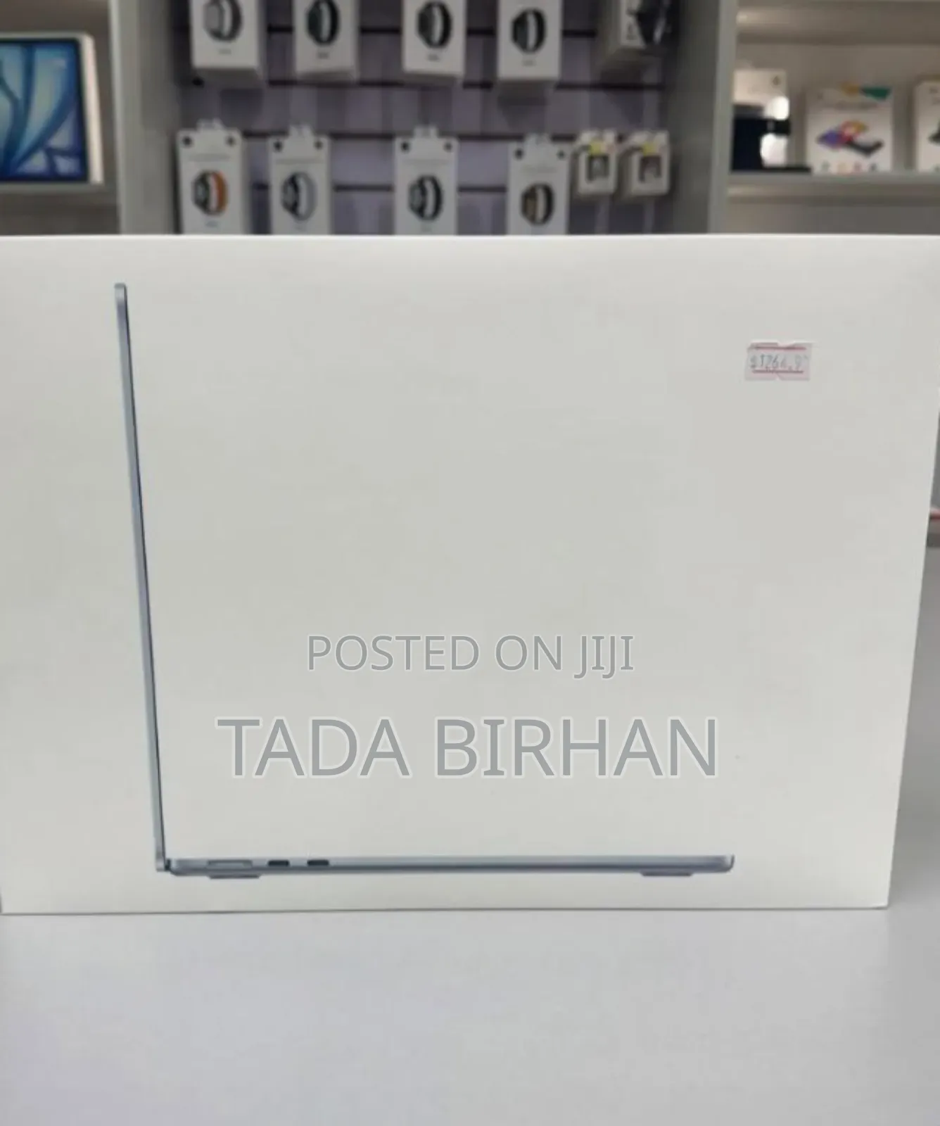 New Laptop Apple MacBook Air 2025 M4 13-Inch 16GB Apple M4 SSD 256GB