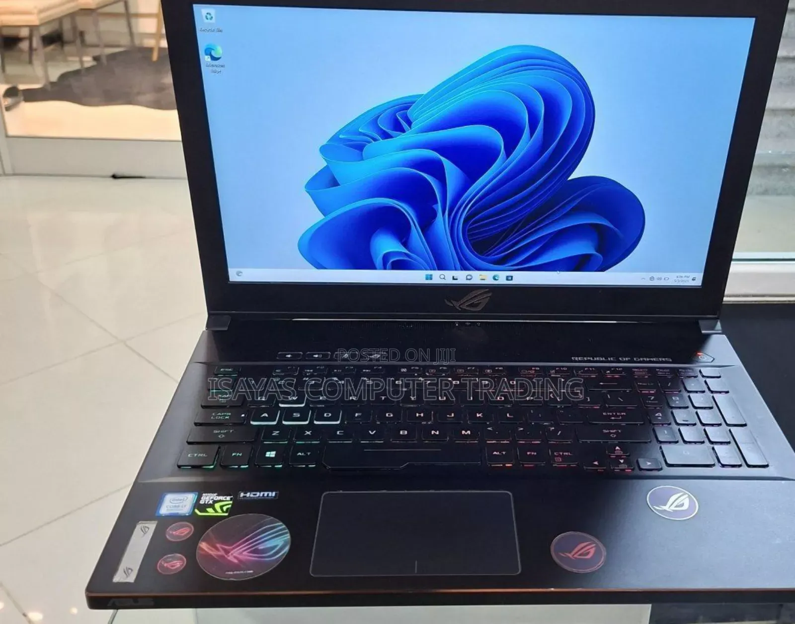 New Laptop Asus ROG Strix G15 16GB Intel Core I7 SSD 1T