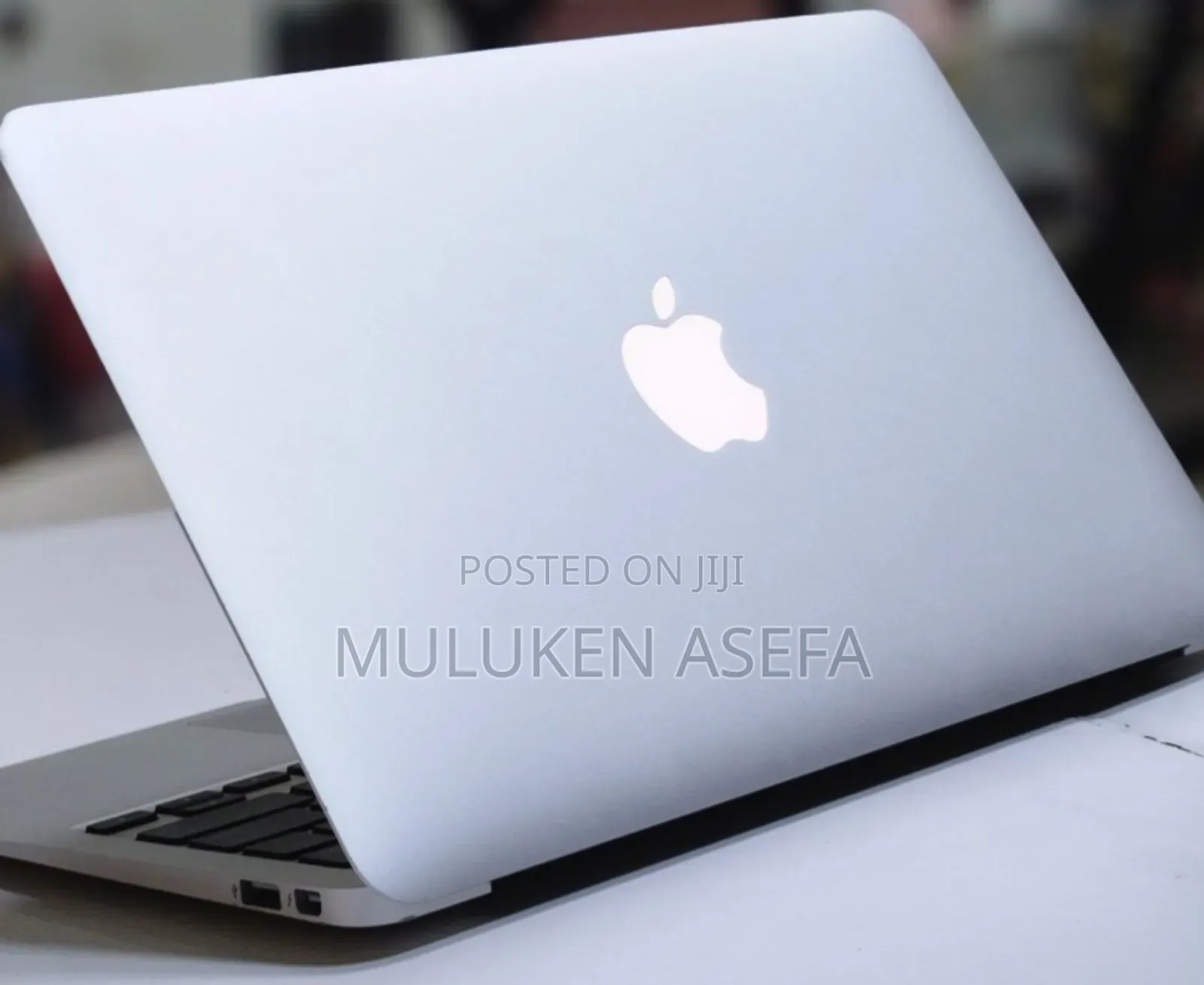 New Laptop Apple MacBook Air 2020 M1 4GB Intel Core I5 SSD 128GB