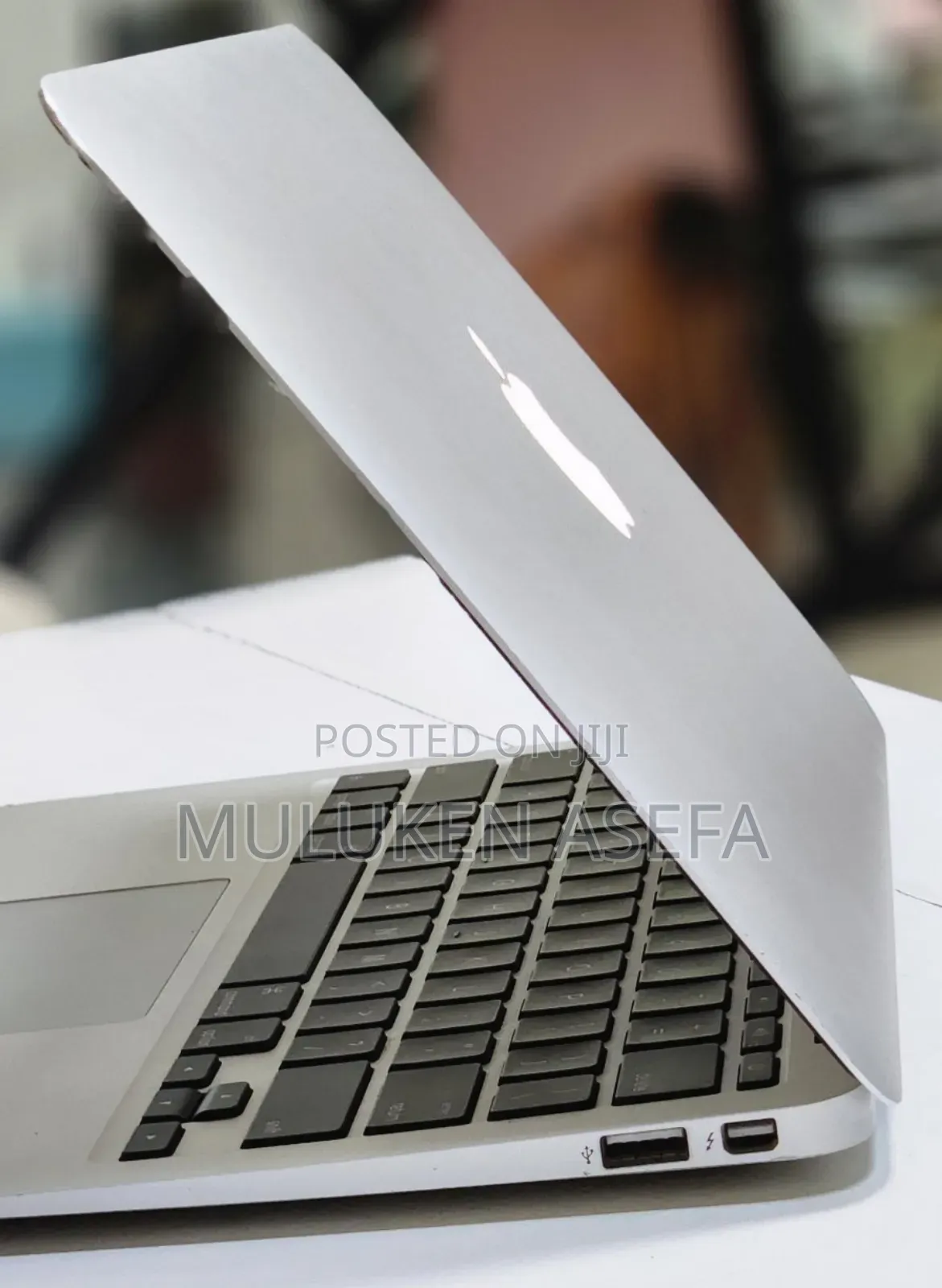 New Laptop Apple MacBook Air 2020 M1 4GB Intel Core I5 SSD 128GB