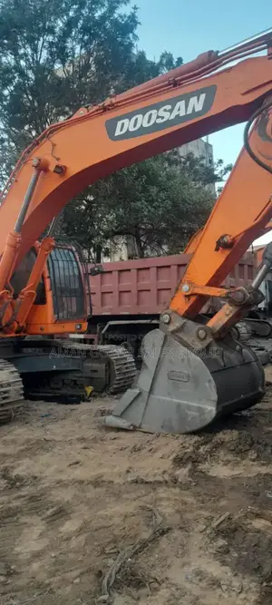 Excavator. Doosan