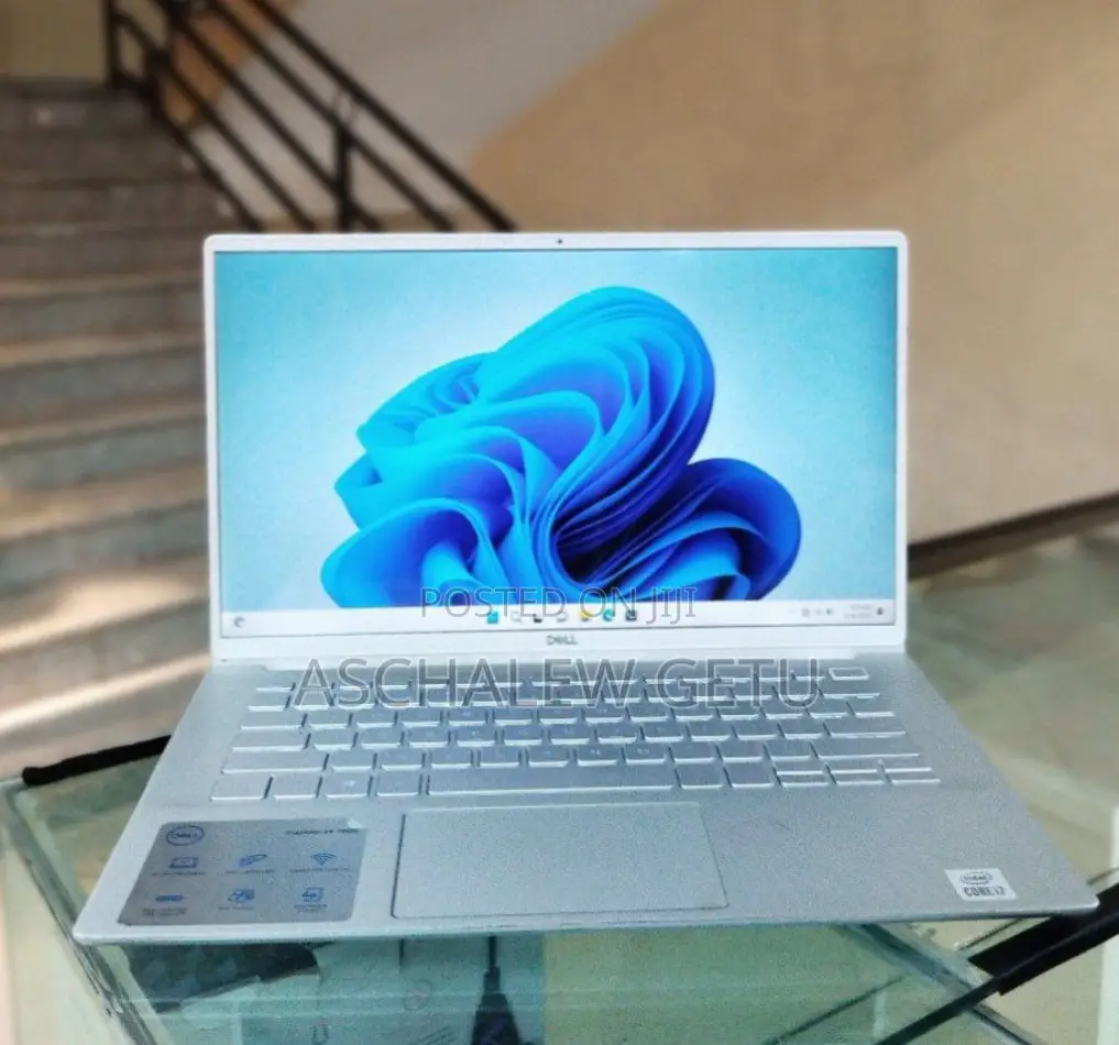 New Laptop Dell Inspiron 14 8GB Intel Core I7 SSD 512GB
