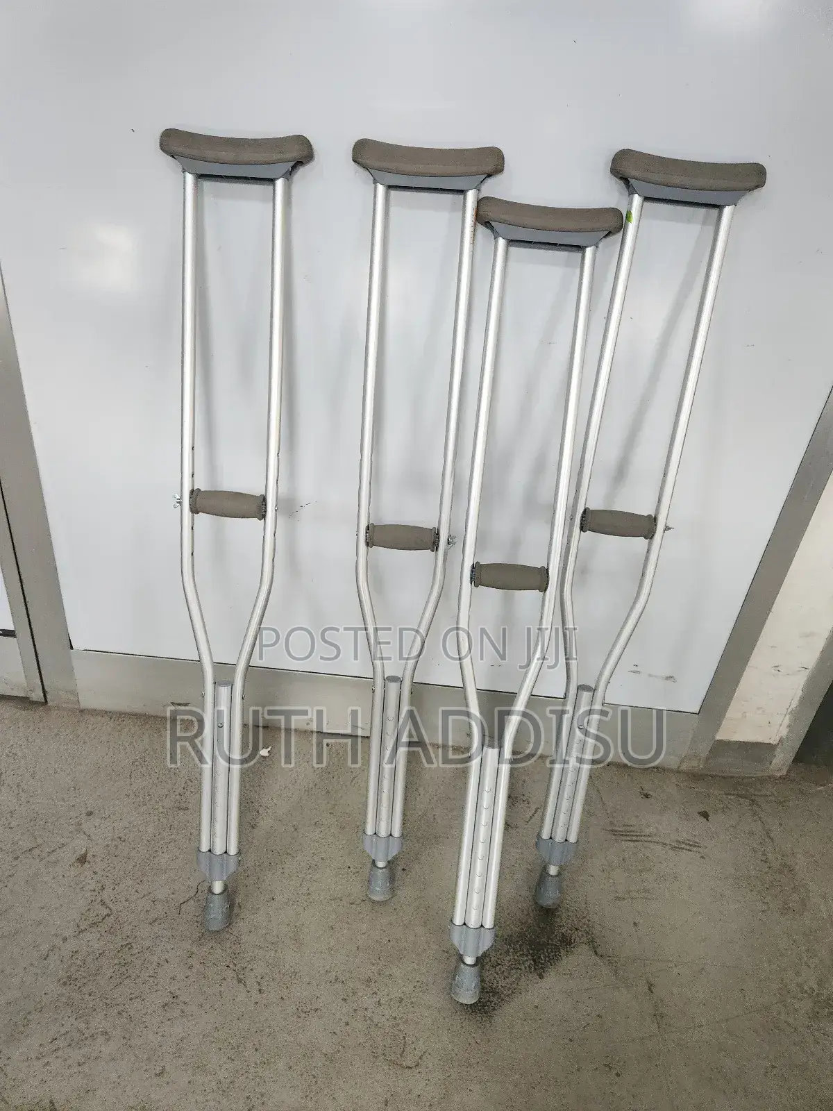 Crutches吃過crutches它以crutches倫比crutches坐牢crutches㠭米axillary