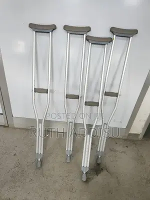 Photo - Crutches吃過crutches它以crutches倫比crutches坐牢crutches㠭米axillary