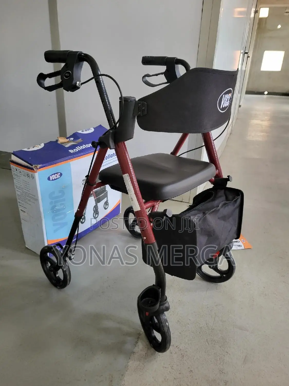 ,Folding Walker With 8"Wheels-Inky Blackم圭walker +Seat Chair