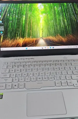 New Laptop Asus ROG Zephyrus G14 16GB AMD Ryzen 9 SSD 512GB