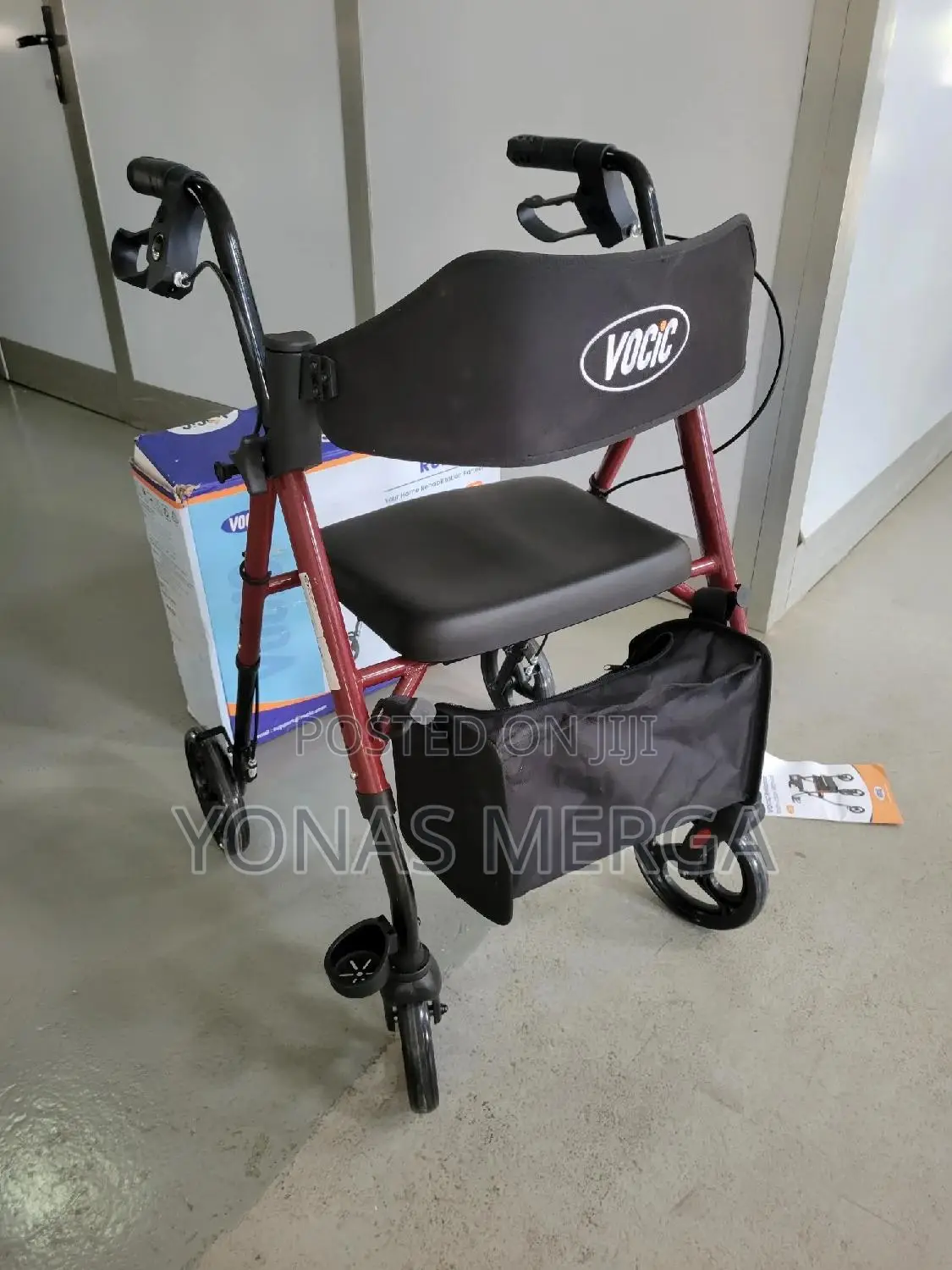 Rollator/Walker Seat Chairص去activ8 Wellbeing Wellness/Walker
