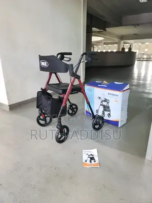 Walker With Seat跟隨medical Walker才子four Wheel With Seat New