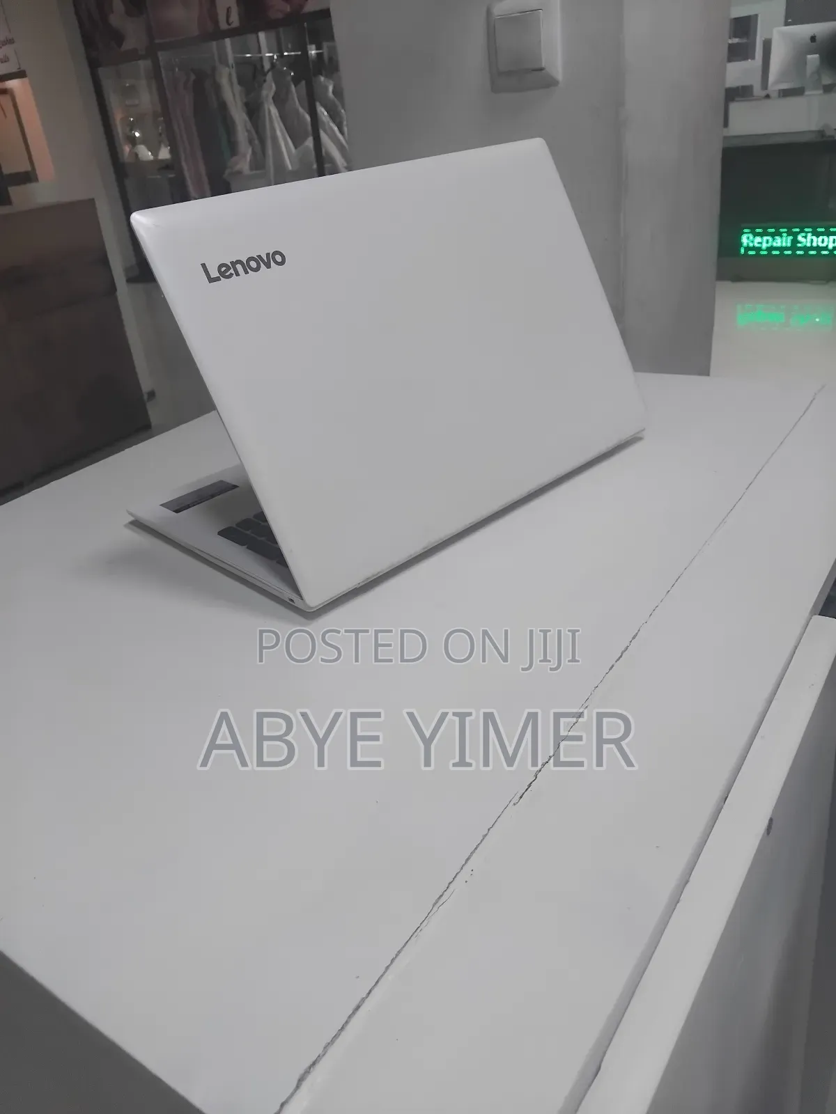 New Laptop Lenovo IdeaPad D330 8GB Intel Core I5 SSD 1T