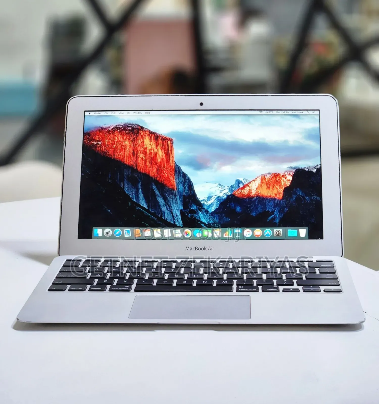 New Laptop Apple MacBook Air 2015 4GB Intel Core I5 SSD 128GB