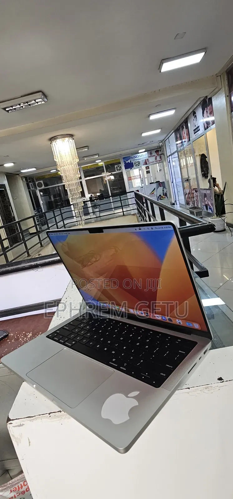New Laptop Apple MacBook Pro M1 16GB Apple M1 Pro SSD 512GB