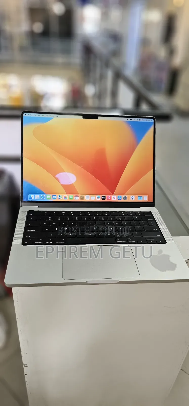 New Laptop Apple MacBook Pro M1 16GB Apple M1 Pro SSD 512GB