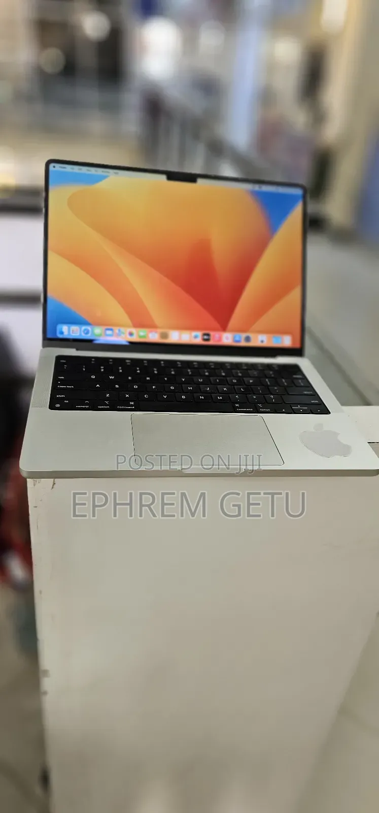 New Laptop Apple MacBook Pro M1 16GB Apple M1 Pro SSD 512GB