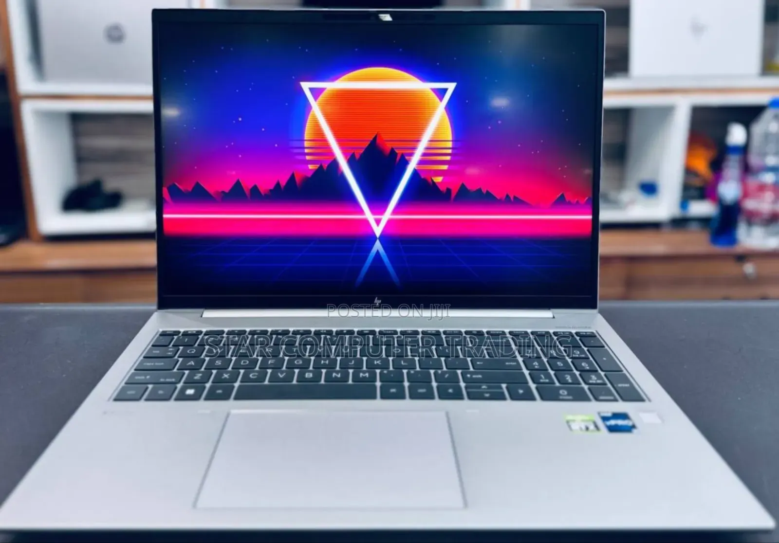 New Laptop HP ZBook Firefly 16 G10 16GB Intel Core I7 SSD 1T