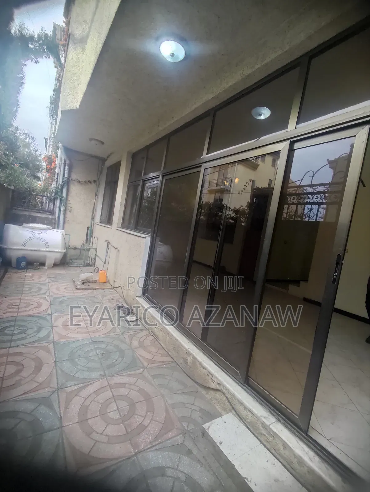 4bdrm House in G+3 72ካሬ ሰሚት72 ሰፈር, Bole for rent