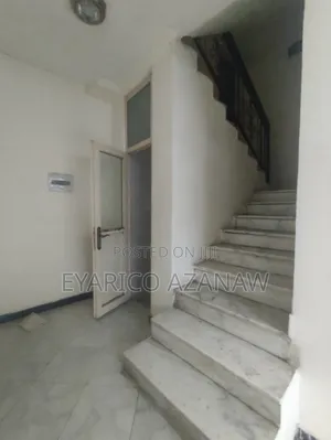 4bdrm House in G+3 72ካሬ ሰሚት72 ሰፈር, Bole for rent