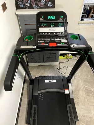 የቤት ዉስጥ Reebok Jet200 Series የመሮጫ ማሽን