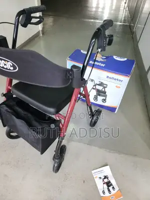 Photo - Walker Seat前面medical Walker豐厚almunium Walker姦殺medical Walker