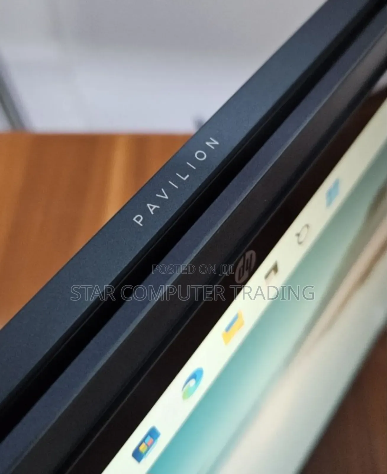 New Laptop HP Pavilion 14 X360 2-in-1 8GB Intel Core I3 SSD 256GB