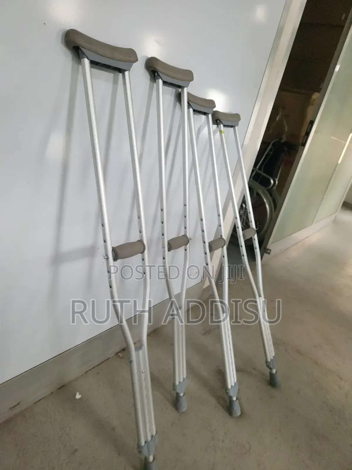 Crutches藥材crutches由來bilateral Crutches巢自crutches牌子crutches