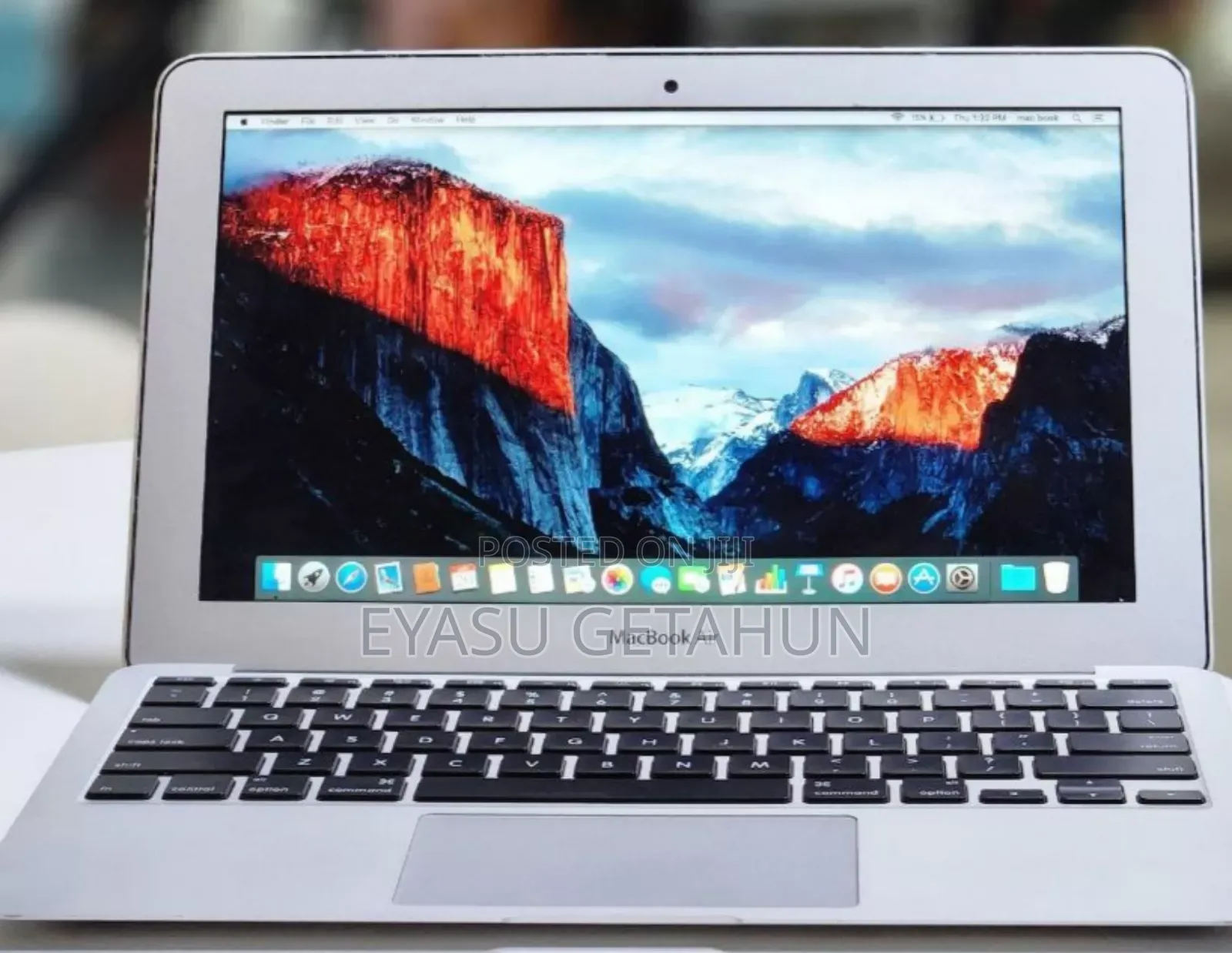 New Laptop Apple MacBook Air 2020 M1 4GB Intel Core I5 SSD 128GB