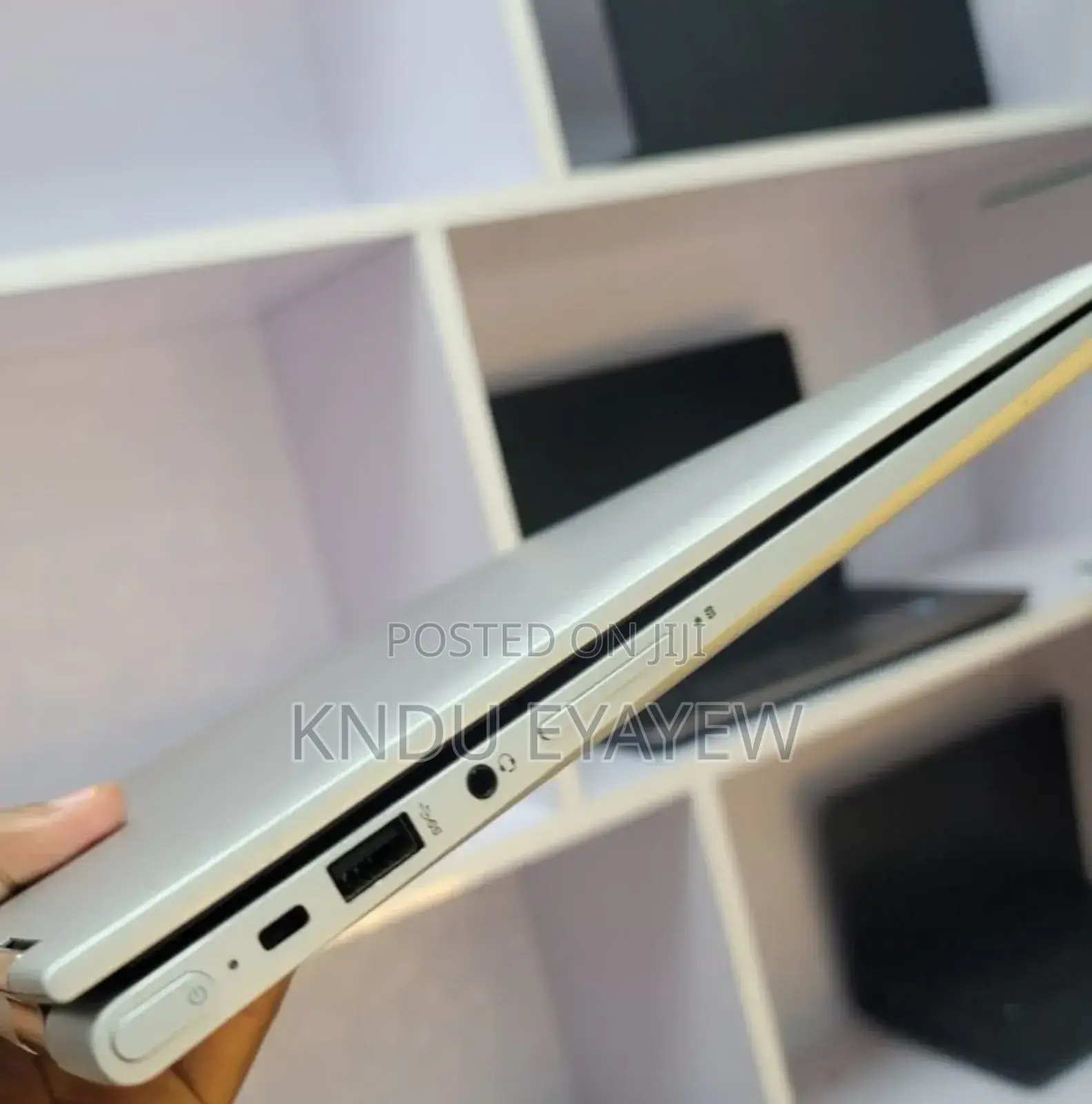 New Laptop HP Envy X360 8GB Intel Core I5 SSD 1T