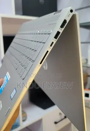 New Laptop HP Envy X360 8GB Intel Core I5 SSD 1T