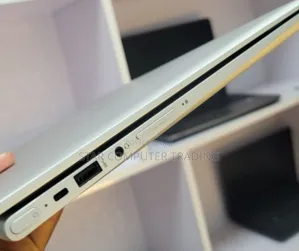 New Laptop HP Envy X360 8GB Intel Core I5 HDD 1T