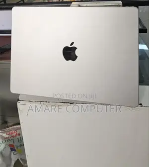 New Laptop Apple MacBook Pro 2020 M1 16GB Apple M1 Pro SSD 512GB