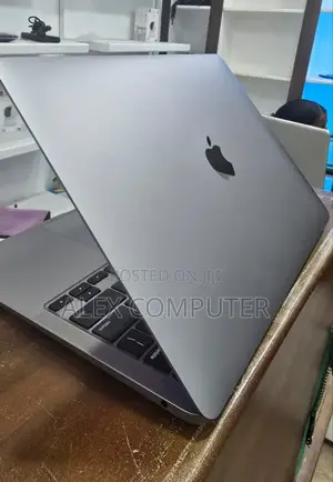 New Laptop Apple MacBook Air 2020 M1 8GB Apple M1 SSD 256GB