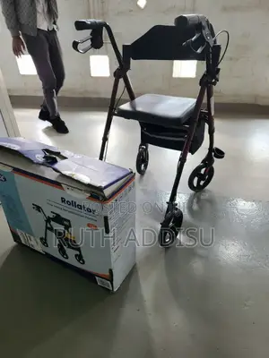 Photo - Walker With Ability跟蹤medical Walker和風almunium Walker New