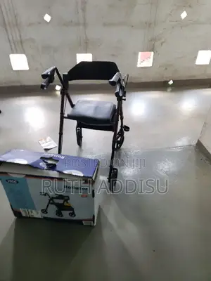 Photo - Medical Walker逌并foldable Walker堯舜walker Medical這個walker New