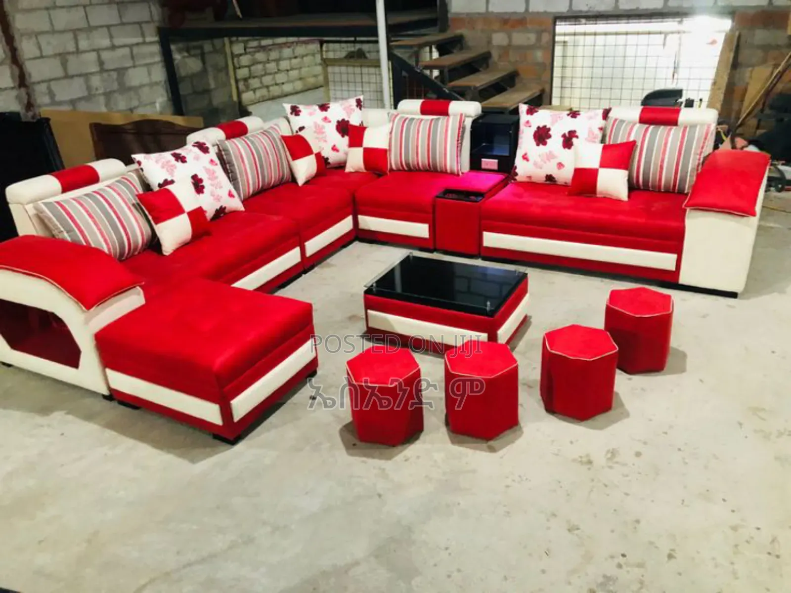 Red With White U Shaped Sofa Design With Table
