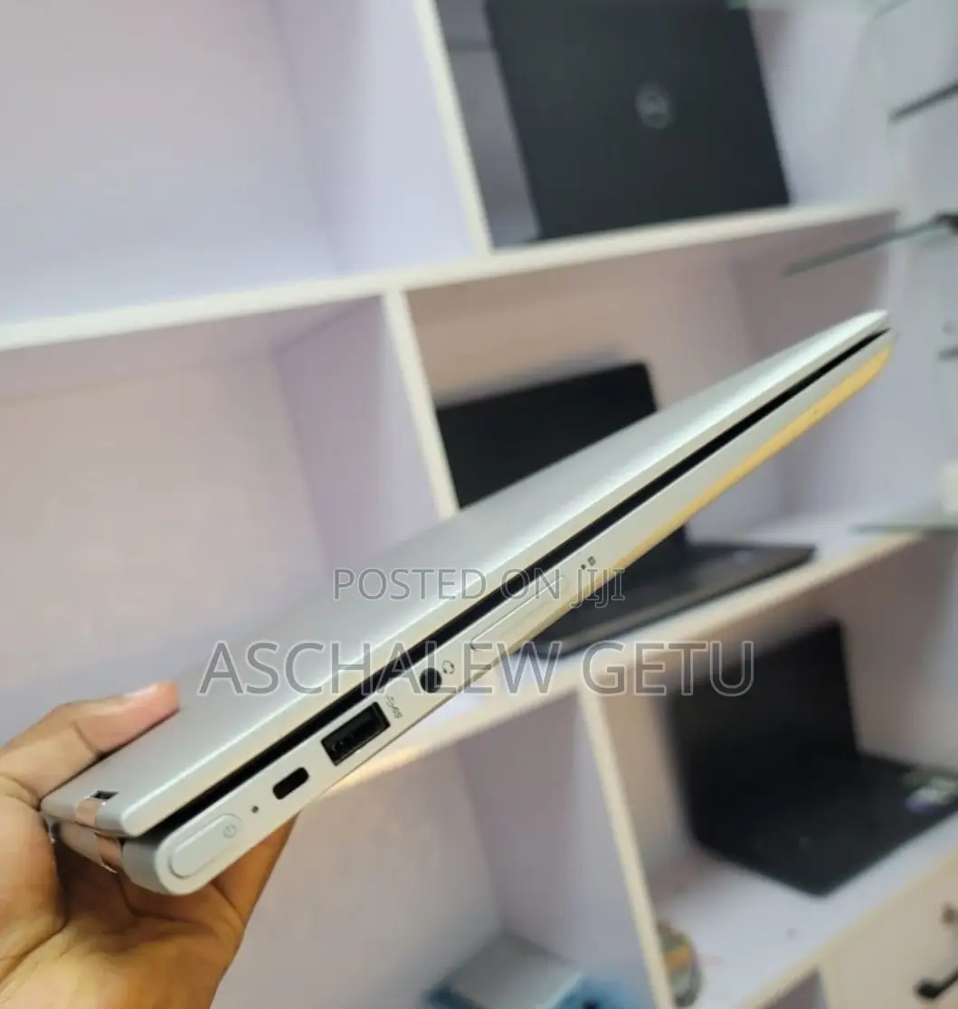 New Laptop HP Envy X360 8GB Intel Core I5 HDD 1T