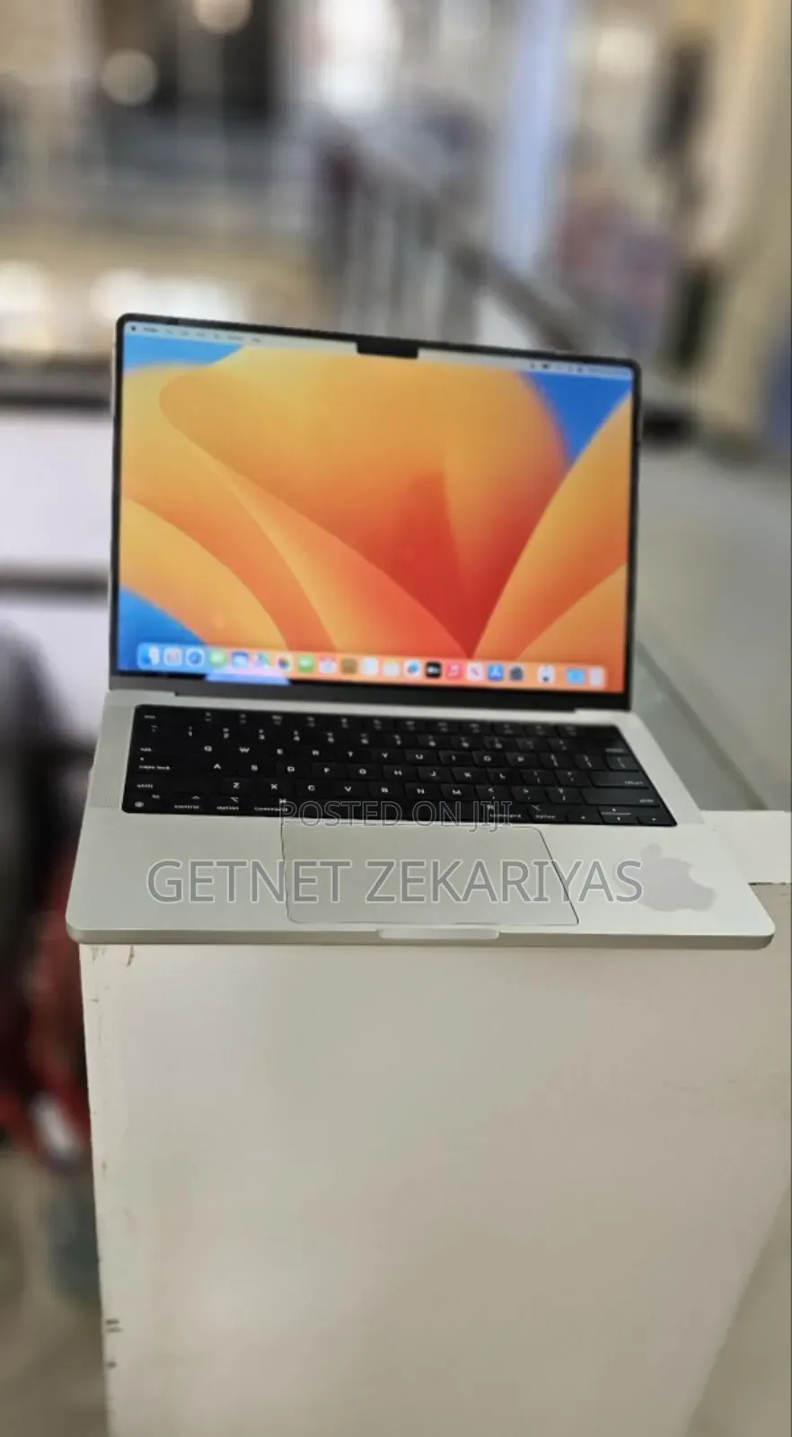 New Laptop Apple MacBook Pro M1 16GB Apple M1 Pro SSD 512GB