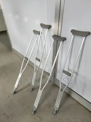 Crutches跟上crutches牌樓crutches壨我crutches元年crutches巢自crutches