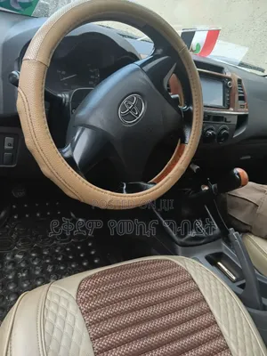 Toyota Hilux 2013 Black