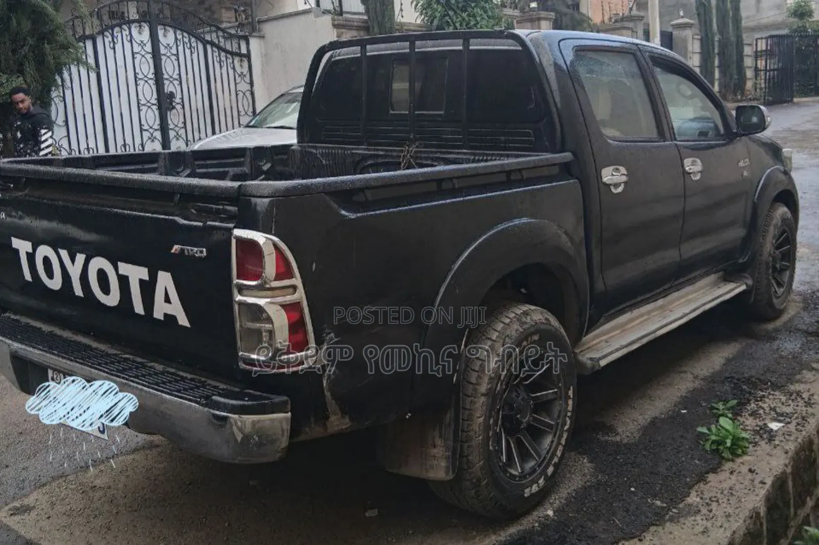 Toyota Hilux 2013 Black