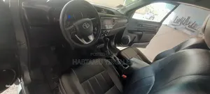 Toyota Hilux 2017 Gray