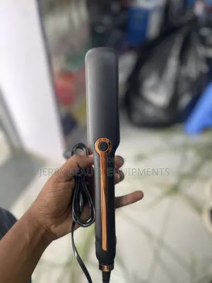 Kerati Therapy Pro Hair Straightener