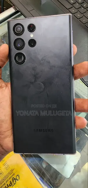 Photo - Samsung Galaxy S22 Ultra 512 GB Black