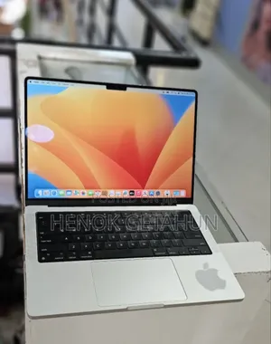 New Laptop Apple MacBook Pro M1 16GB Apple M1 Pro SSD 512GB