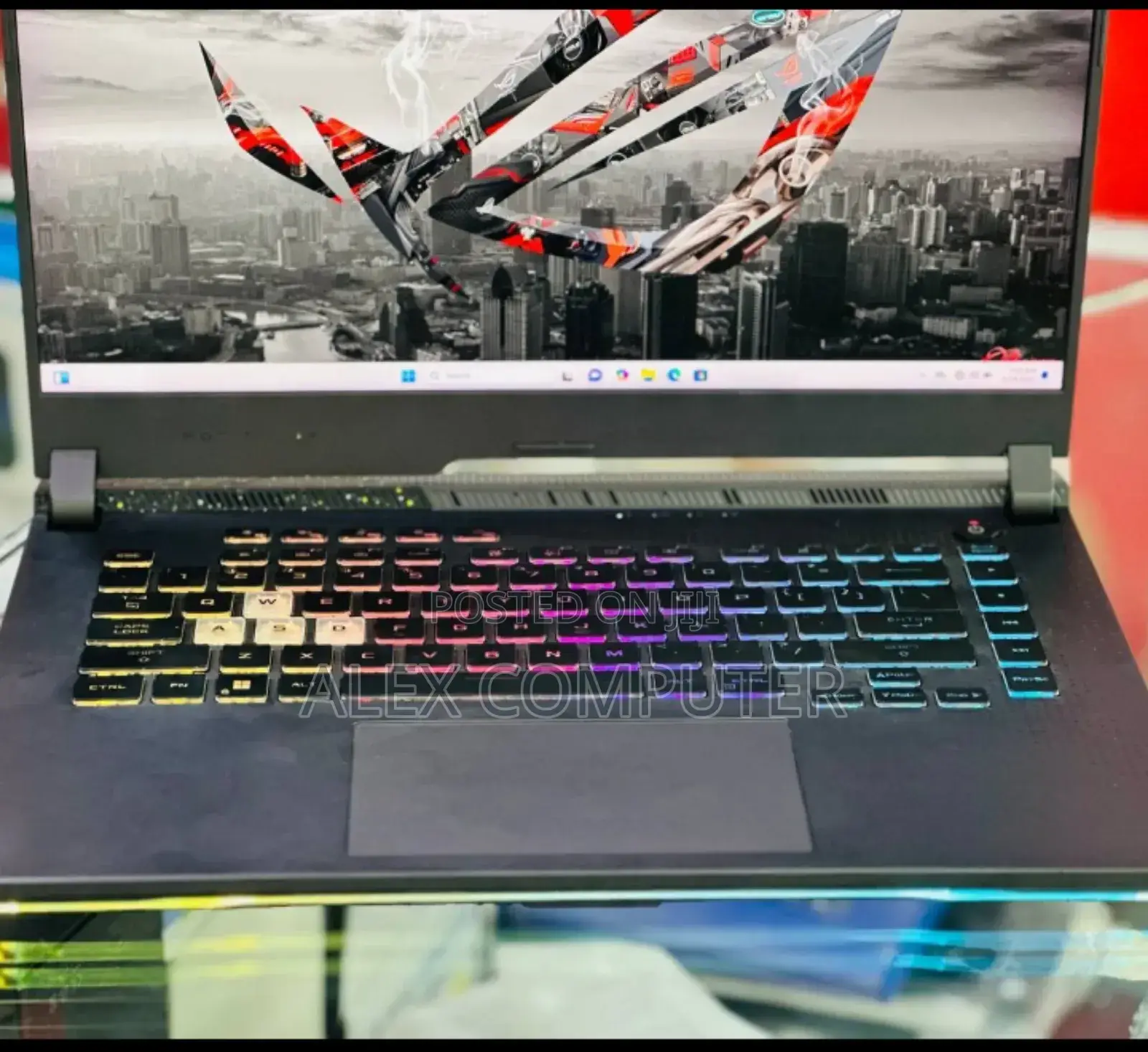 New Laptop Asus ROG Strix G15 16GB AMD Ryzen 9 SSD 512GB